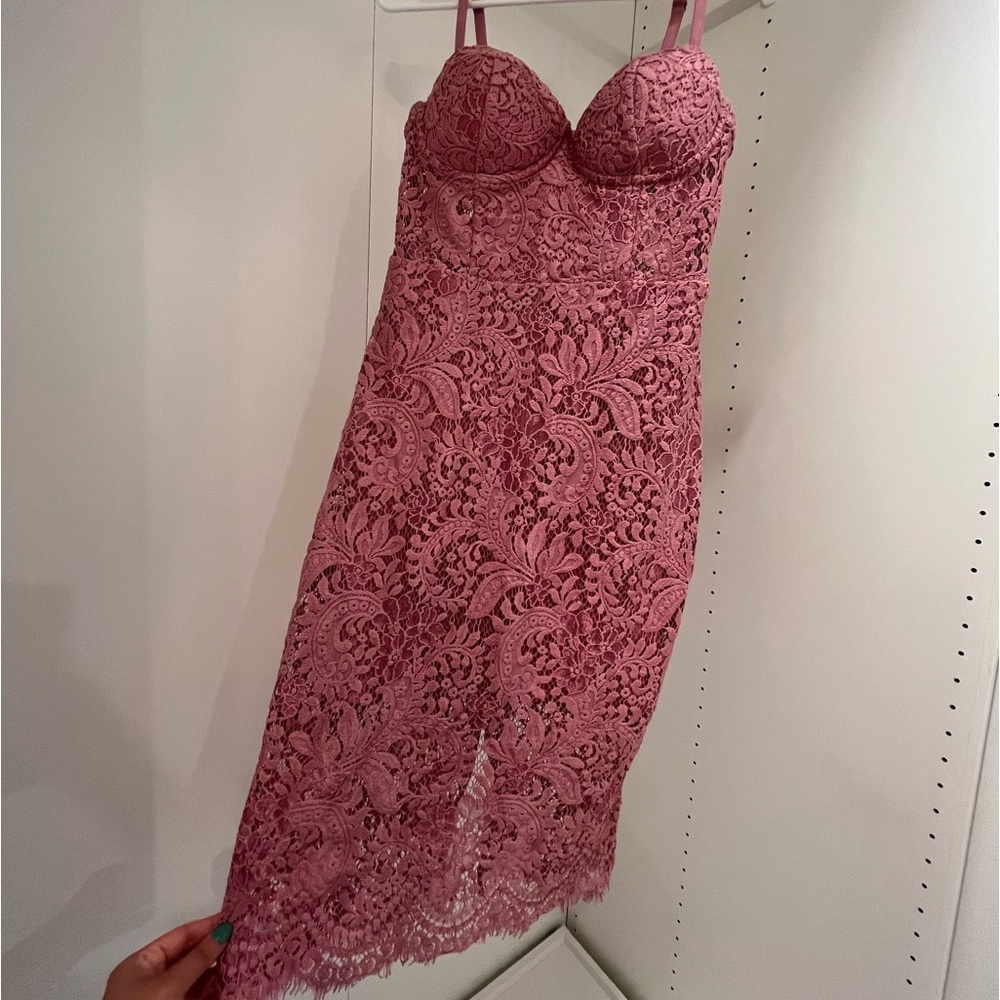 EUC mauve Bebe dress